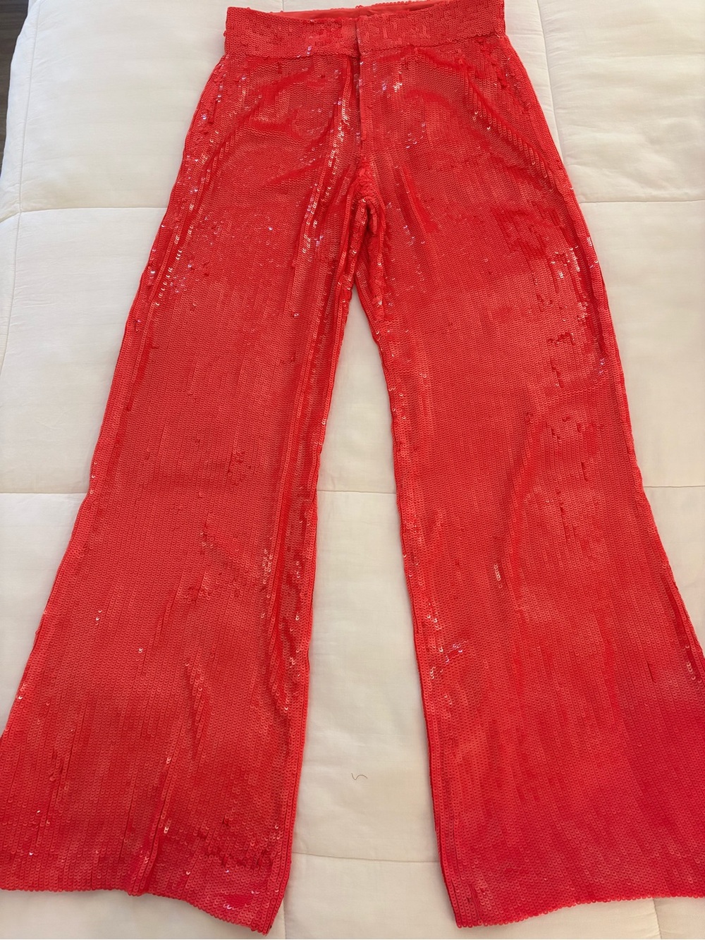 ✨ Alice + Olivia Dylan Sequin Pant & Delaina Sequin Top Set — Wild Pink ✨ - Picture 4 of 11